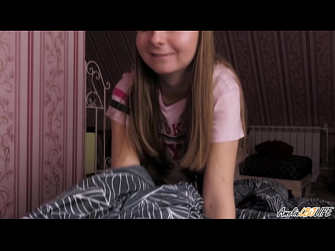 ❤️ Blondie Suĉas sian BFF-on Profunde kaj Akiras Cum En Ŝia Buŝo ❤️❌ Bonega porno ĉe ni ❌
